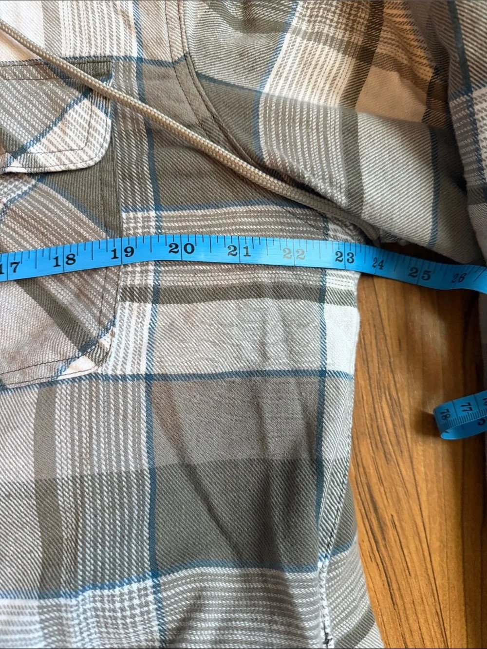 Wrangler Gray and White Plaid Hooded Jacket